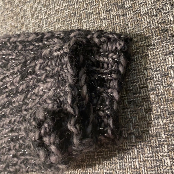 Diane Von Furstenberg Scarf and Gloves - Picture 7 of 12